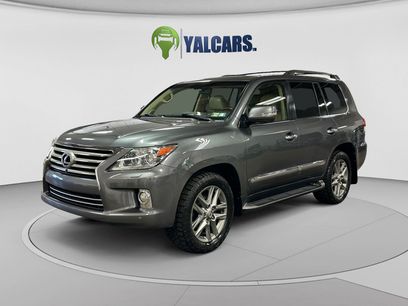 Used 2013 Lexus LX 570 4WD w/ Luxury Pkg