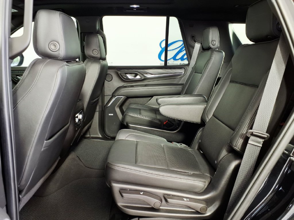 Used 2022 GMC Yukon Denali AWD/4WD image 8