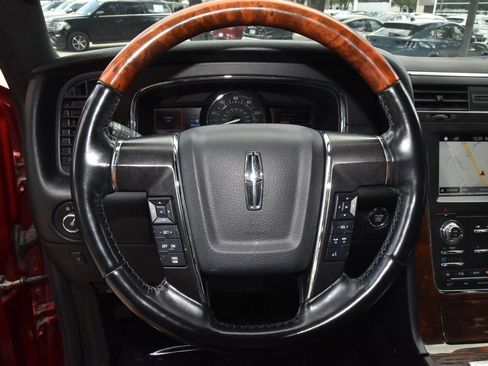 Used 2017 Lincoln Navigator L Select AWD/4WD image 23