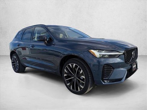 New 2026 Volvo XC60 B5 Ultra w/ Protection Package Premier image 7