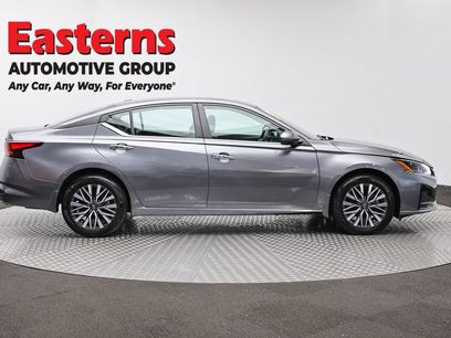 Used 2023 Nissan Altima 2.5 SV w/ SV Premium Package