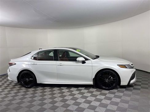 Used 2024 Toyota Camry XSE w/ Cold Weather Package image 10