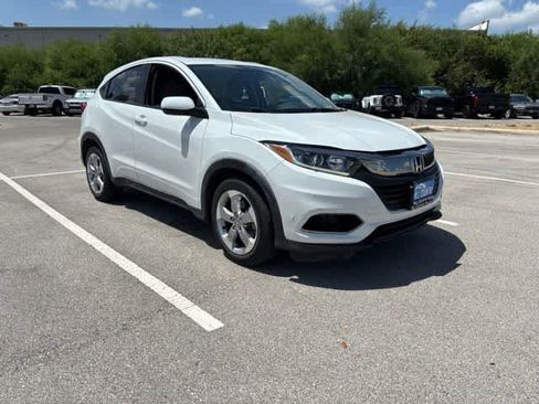 Used 2019 Honda HR-V LX image 7