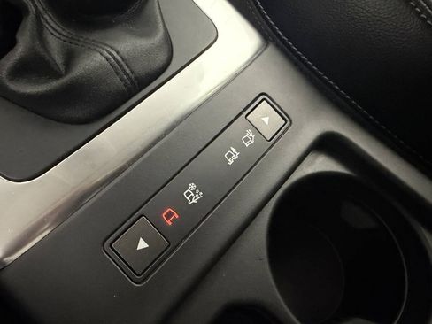 Used 2013 Land Rover LR2 HSE AWD/4WD image 31