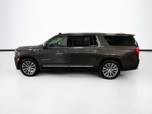 Used 2021 GMC Yukon XL Denali w/ Denali Ultimate Package AWD/4WD image 8