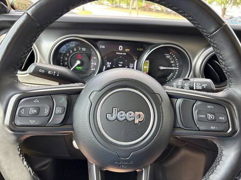 Used 2023 Jeep Wrangler Unlimited w/ Cold Weather Group AWD/4WD image 25