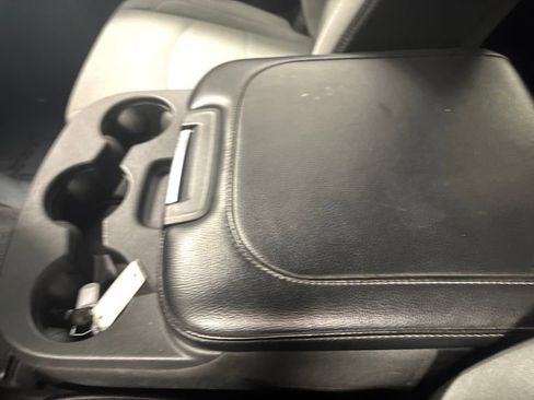 Used 2024 RAM 3500 Big Horn image 17