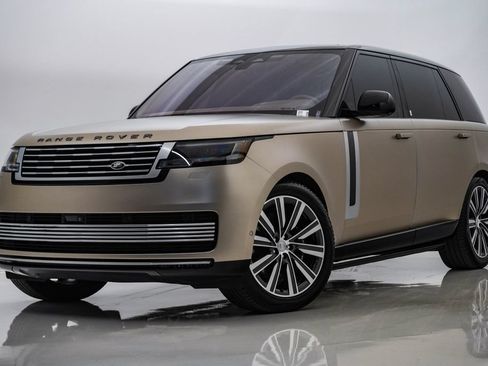 Used 2023 Land Rover Range Rover SV AWD/4WD image 1
