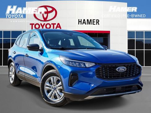 Used 2023 Ford Escape FWD image 1