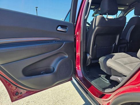 Certified 2023 Dodge Durango SXT Launch Edition AWD/4WD image 23