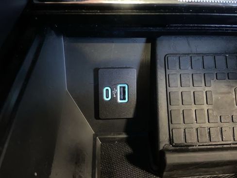 Certified 2022 Ford F150 Lariat w/ Max Trailer Tow Package image 24