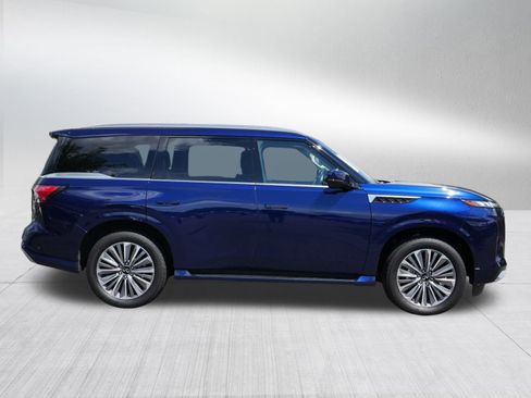 Certified 2025 INFINITI QX80 Sensory image 8