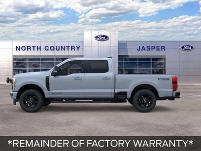 New 2026 Ford F250 Lariat w/ Black Appearance Package