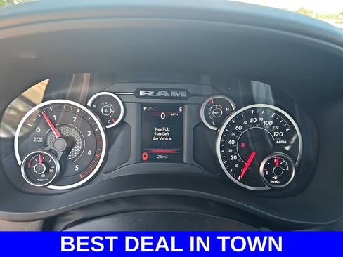 New 2026 RAM 2500 Big Horn AWD/4WD image 18