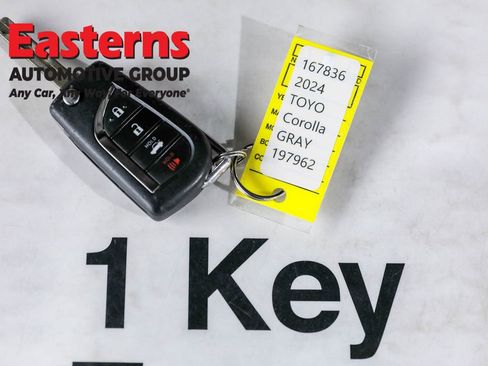 Used 2024 Toyota Corolla LE image 24