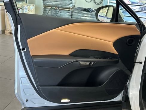 Used 2023 Lexus RX 350 image 7