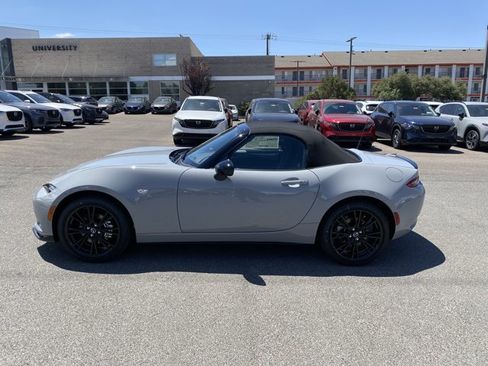 New 2026 MAZDA MX-5 Miata Club w/ Interior Package RWD image 39