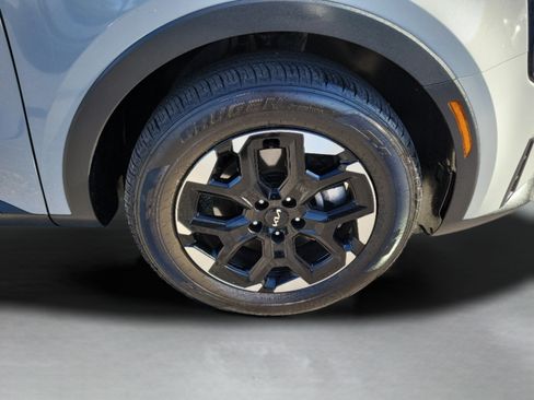 Certified 2026 Kia Sorento S FWD image 30