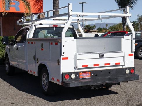Used 2020 Ford F250 XL w/ Power Equipment Group image 7
