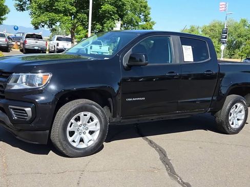 Used 2021 Chevrolet Colorado LT AWD/4WD image 4
