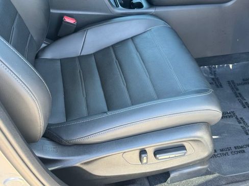 Certified 2023 Honda CR-V EX-L image 11