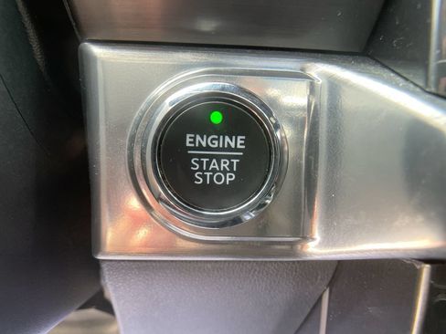 Used 2021 Ford F150 Lariat w/ Equipment Group 502A High AWD/4WD image 28