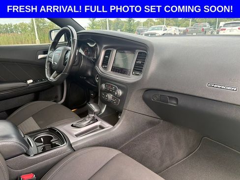 Used 2023 Dodge Charger R/T w/ Performance Handling Group RWD image 29