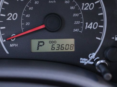 Used 2013 Toyota Corolla L image 7