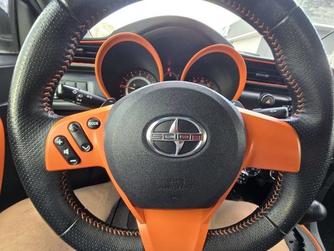 Used 2015 Scion tC image 14