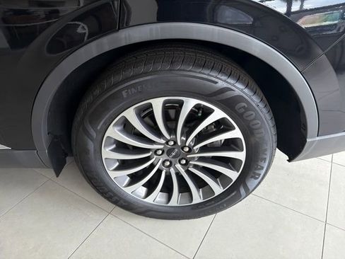 Used 2020 Lincoln Aviator Reserve w/ Elements Package Plus image 28