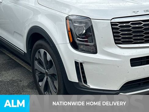 Used 2020 Kia Telluride S w/ S 8 Passenger Seating Package FWD image 4
