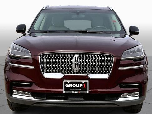 Used 2020 Lincoln Aviator Reserve image 3