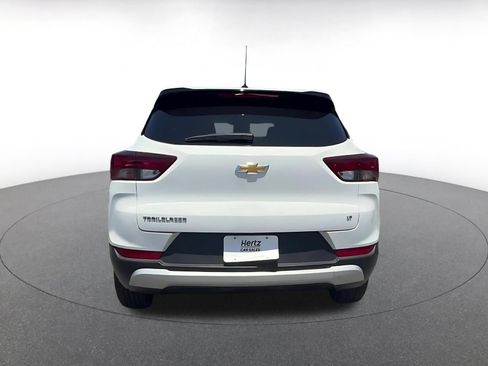 Used 2025 Chevrolet TrailBlazer LT FWD image 12