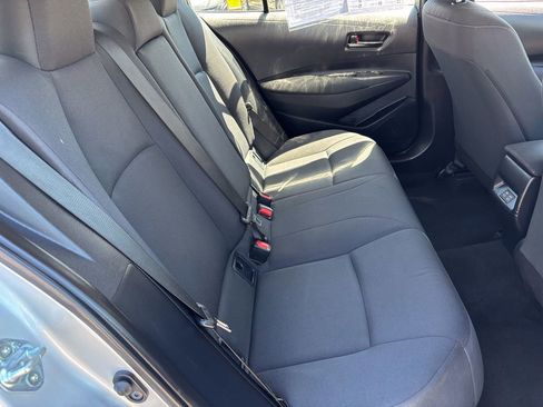 Used 2025 Toyota Corolla LE FWD image 35