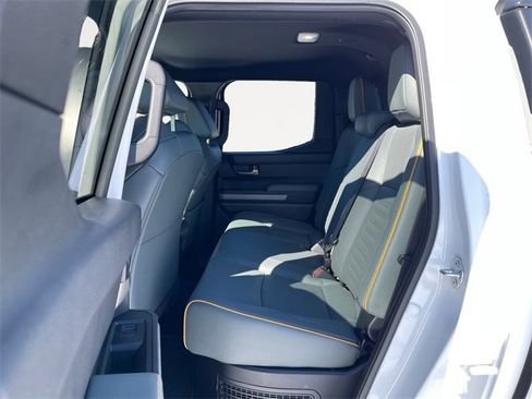 Used 2024 Toyota Tacoma Trailhunter image 13