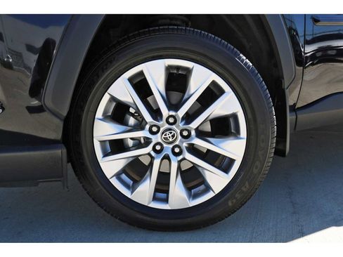Used 2025 Toyota RAV4 XLE Premium w/ Weather Package FWD image 30