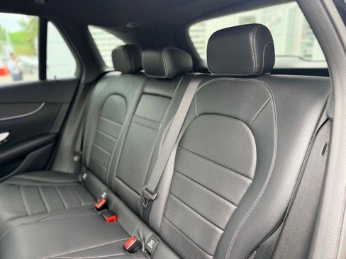 Used 2022 Mercedes-Benz GLC 300 4MATIC image 13
