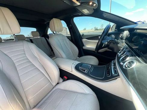 Used 2022 Mercedes-Benz E 350 Sedan image 18