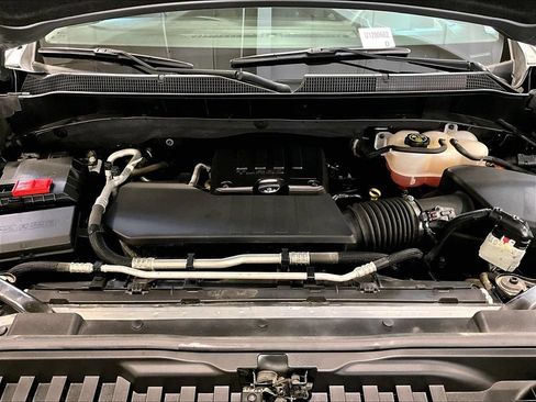 Used 2023 Chevrolet Silverado 1500 LT AWD/4WD image 30