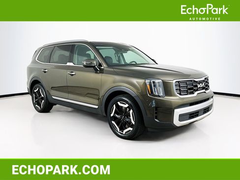 Used 2025 Kia Telluride S image 1
