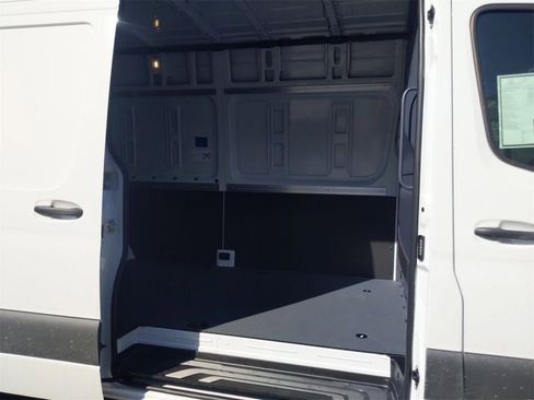 New 2025 Mercedes-Benz Sprinter 2500 image 7