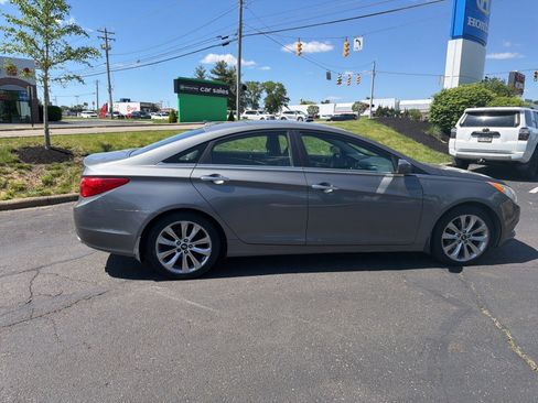 Used 2013 Hyundai Sonata SE FWD image 6
