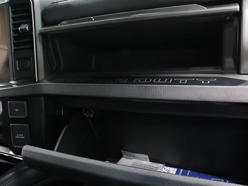 Used 2025 Ford F450 Platinum AWD/4WD image 34