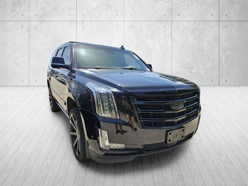Used 2019 Cadillac Escalade Premium Luxury w/ Escalade Sport Edition RWD image 2