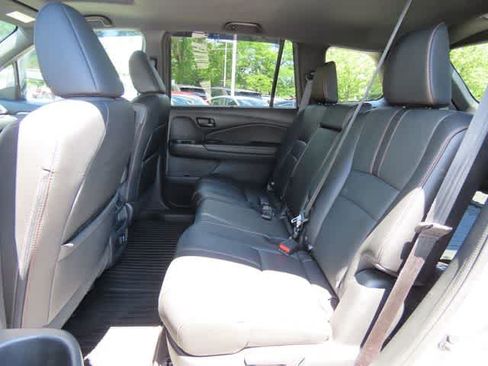 Used 2023 Honda Passport TrailSport image 13