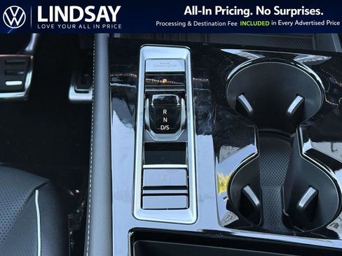 New 2026 Volkswagen Atlas SEL Premium R-Line AWD/4WD image 17