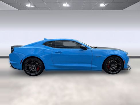 Used 2022 Chevrolet Camaro SS RWD image 8