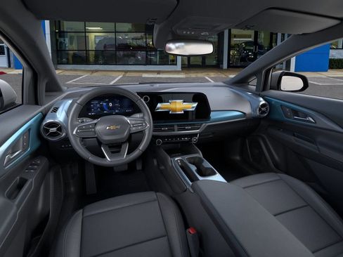 New 2026 Chevrolet Equinox EV LT image 15