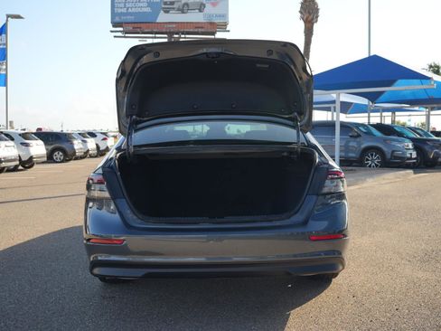 Used 2023 Honda Accord LX image 7