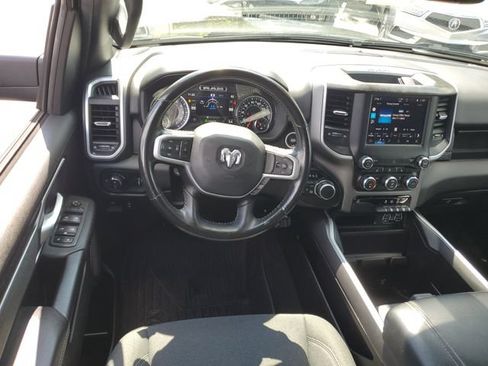Used 2022 RAM 1500 Big Horn AWD/4WD image 11